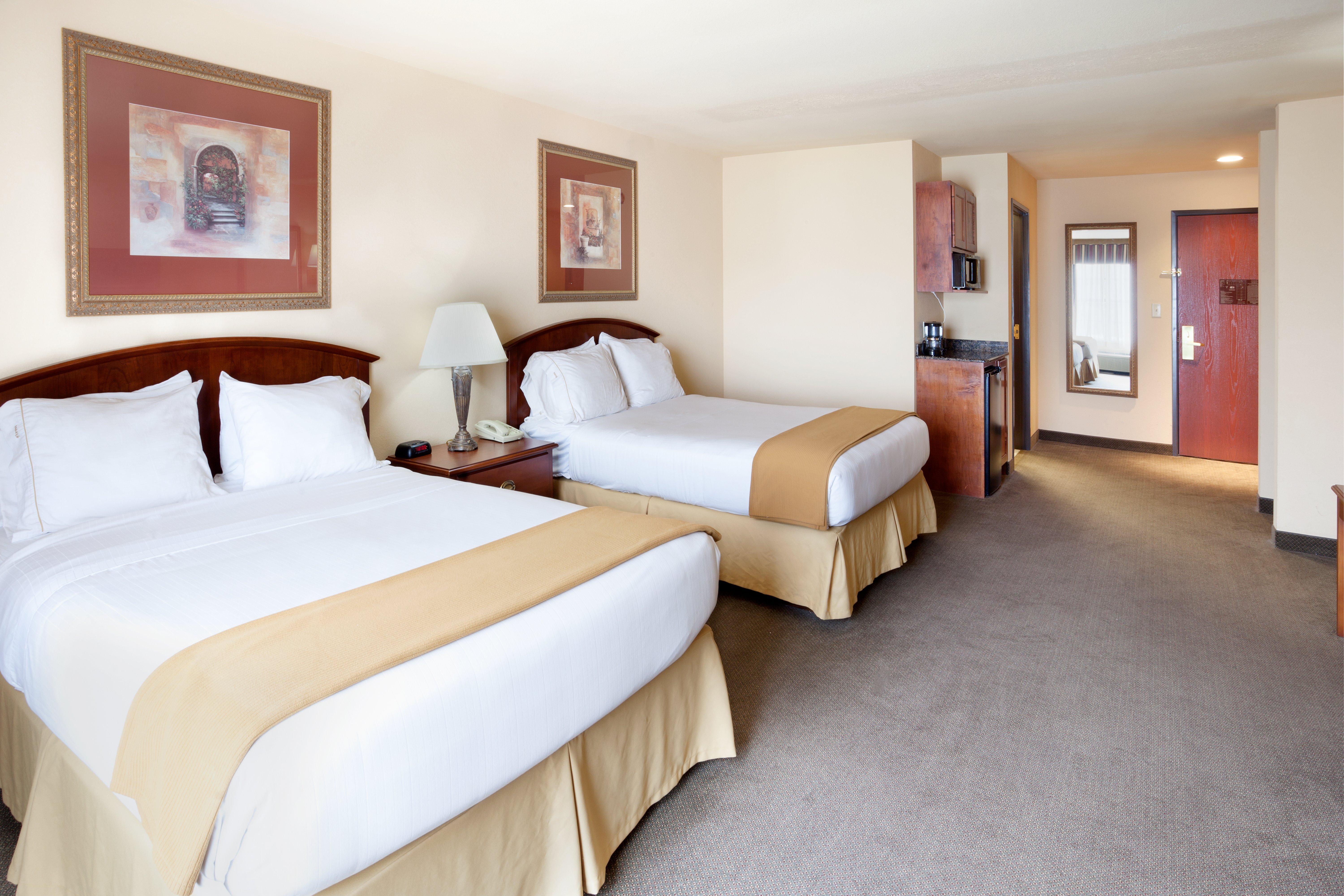 Holiday Inn Express & Suites קרוויל מראה חיצוני תמונה