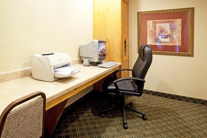 Holiday Inn Express & Suites קרוויל מראה חיצוני תמונה